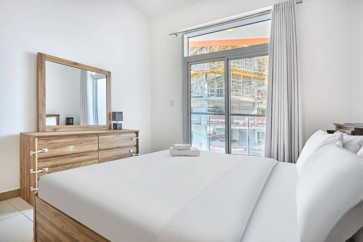 Stylish 1Br In Binghatti Gateway Dubai
